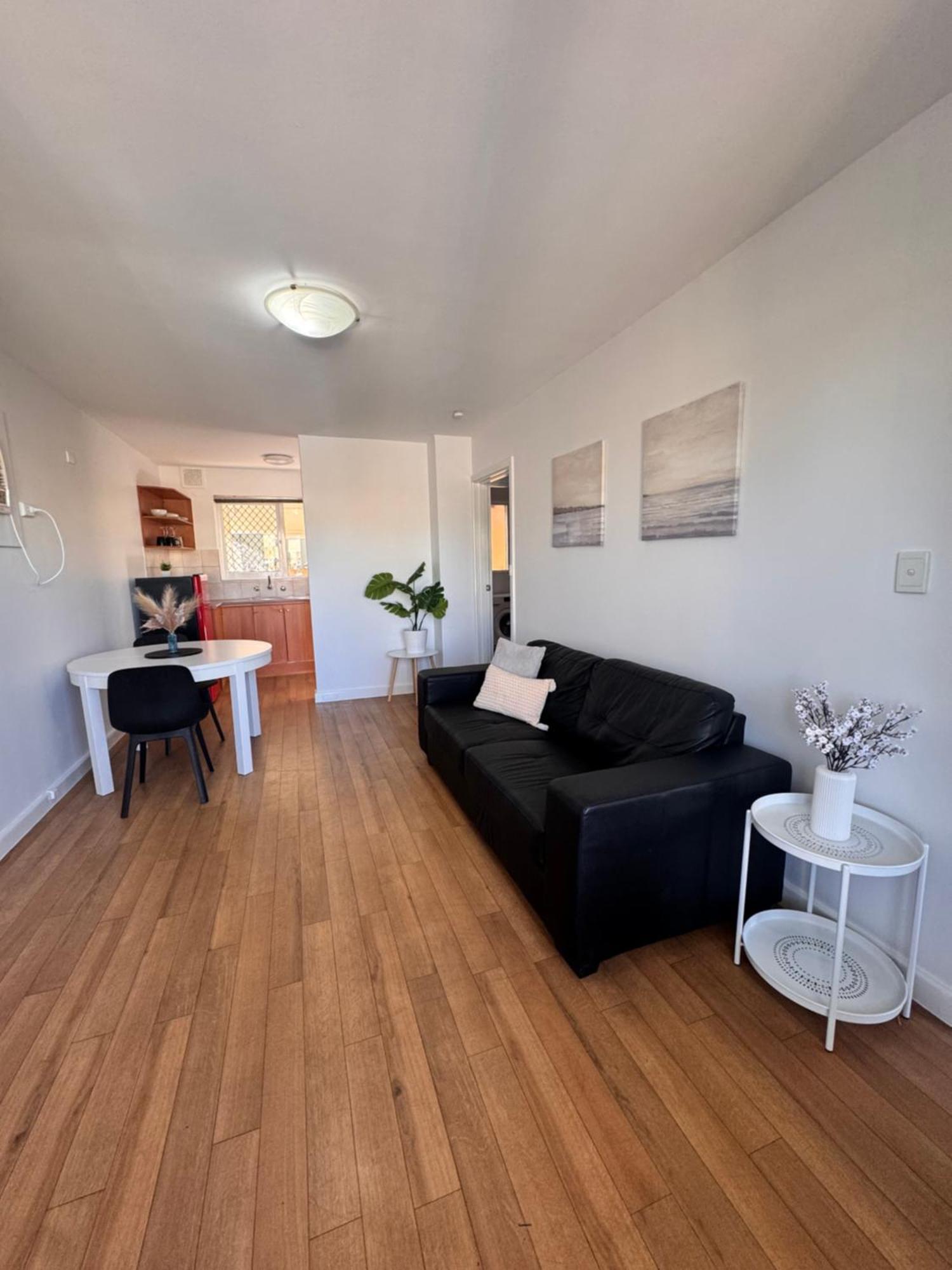 Apartment 13 Perth Buitenkant foto